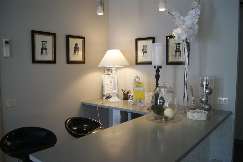 Residenza I Ciclamini Bed & Breakfast Rome Exterior photo